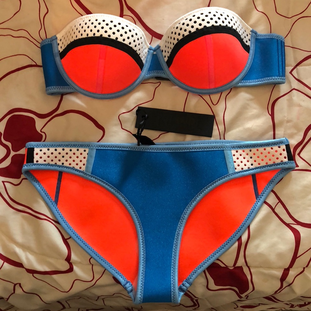Triangl bathing suit